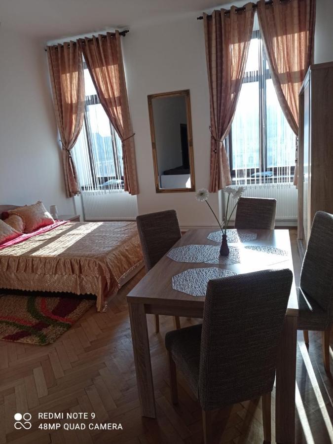 Apartament Piata Sfatului براشوف المظهر الخارجي الصورة