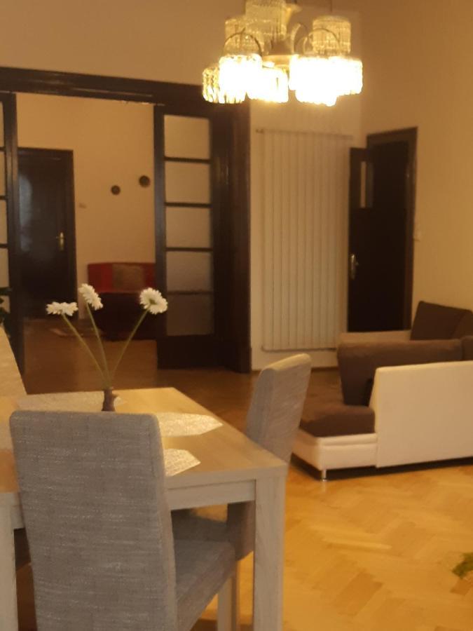 Apartament Piata Sfatului براشوف المظهر الخارجي الصورة